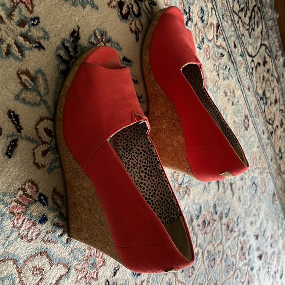 Tom’s 7M coral platform - Picture 3 of 4